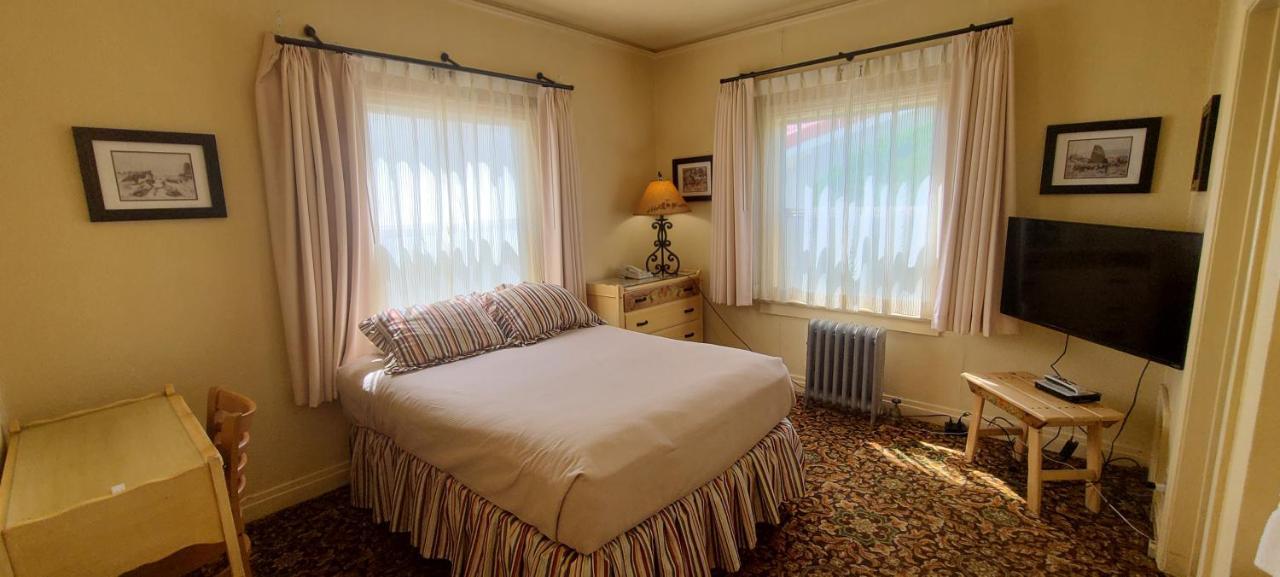 Historic Dow Hotel Lone Pine Dış mekan fotoğraf